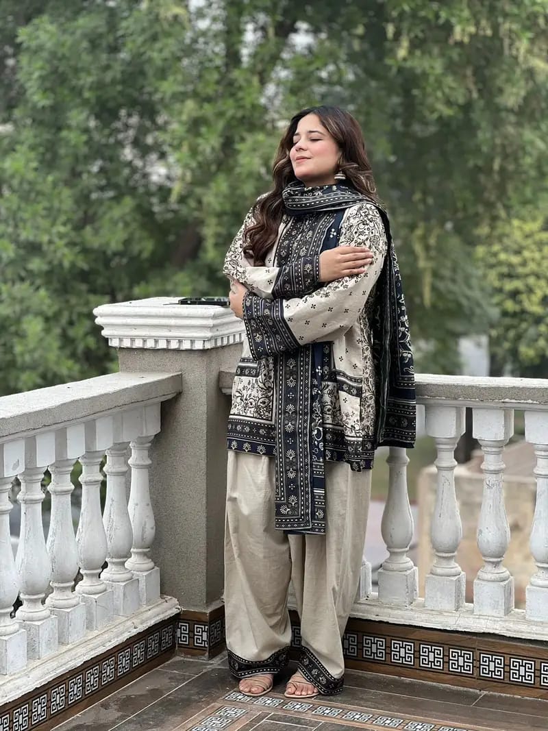 HAPPY( FARSHI SHALWAR) 3PC STITCHED FOR GIRLS