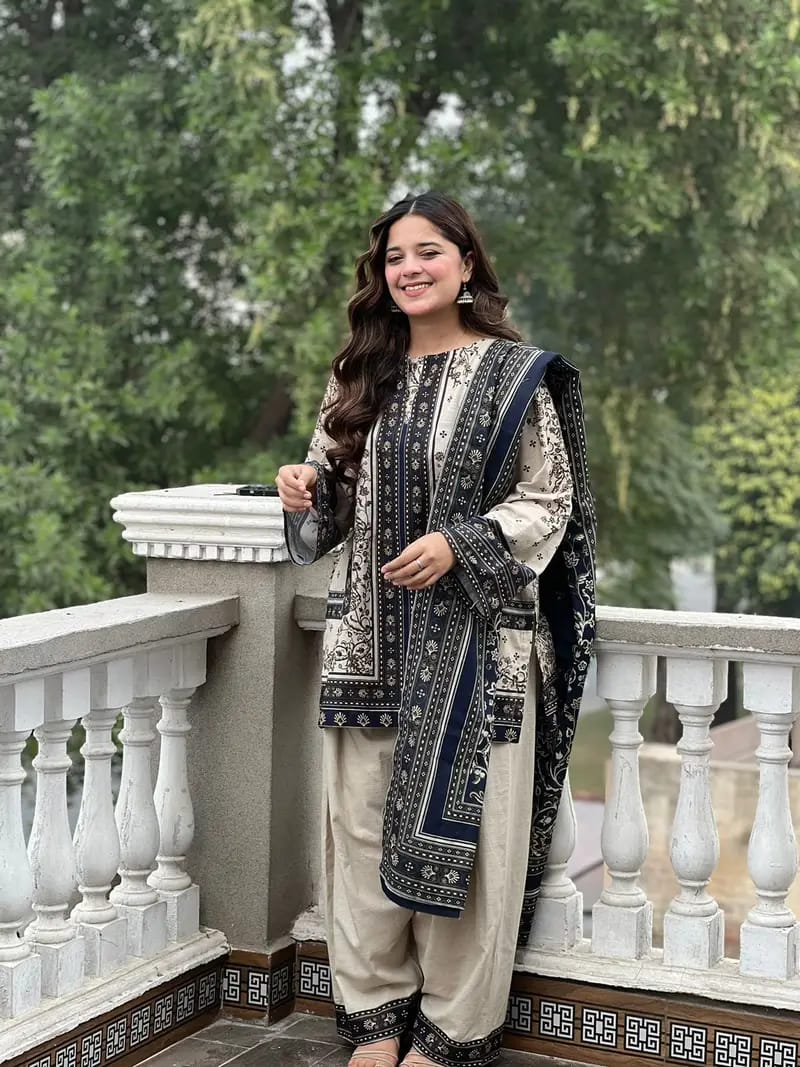 HAPPY( FARSHI SHALWAR) 3PC STITCHED FOR GIRLS
